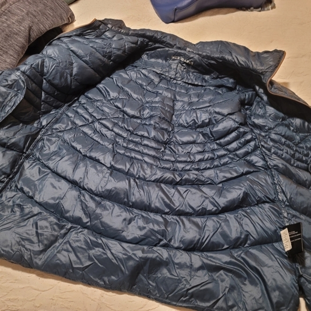 Bernardo Puffer Jacket - Picture 4 of 5